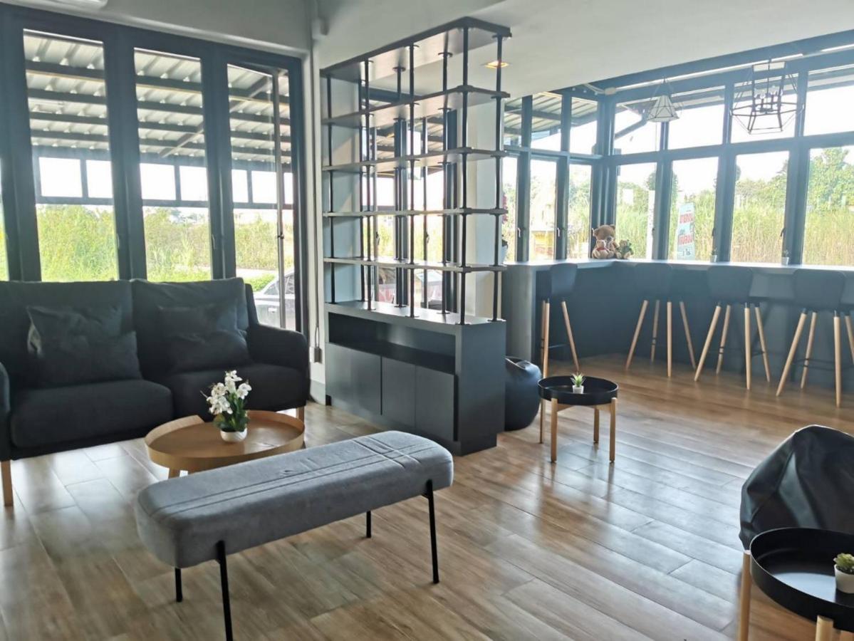 J2 Residence Чианг Рай Екстериор снимка