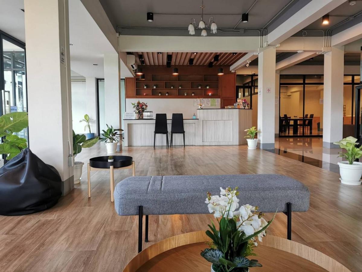 J2 Residence Чианг Рай Екстериор снимка